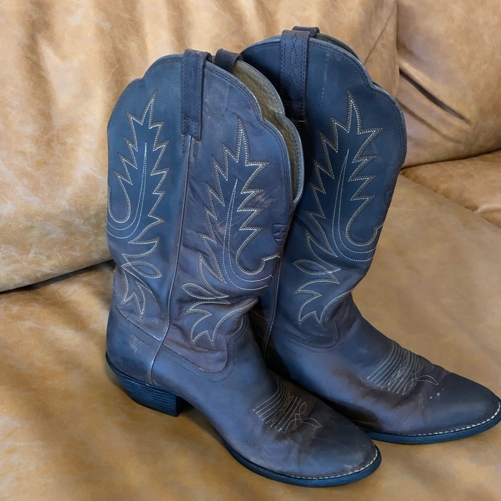Heritage R Toe Western Boot - Picture 2 of 6